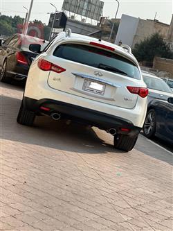ئینفینیتی QX70